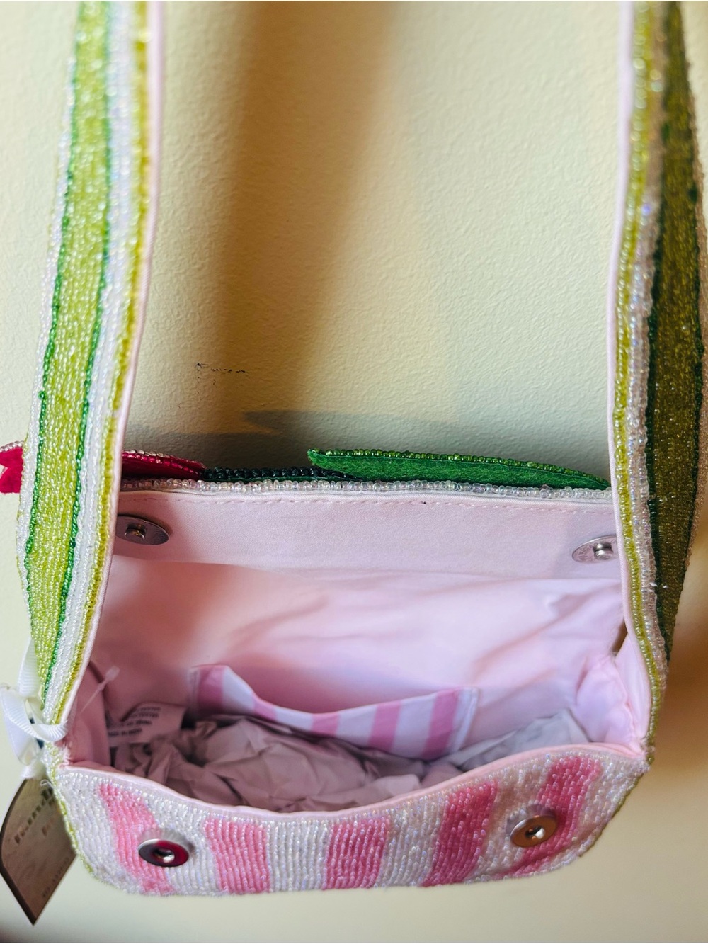 Viral Famous Tulip Handmade Pink Stripe Beaded Shoulder Bag - Picture 5 of 8